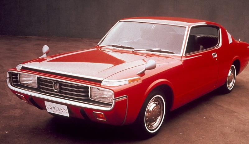 クジラ・クラウン